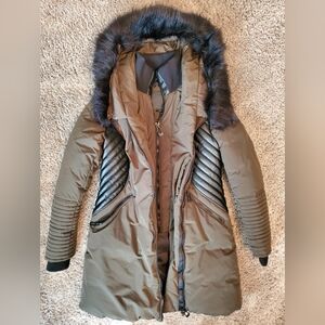 NOIZE Women's Olive Quilted Jacket with Faux Fur Trim And Vegan Leather Details